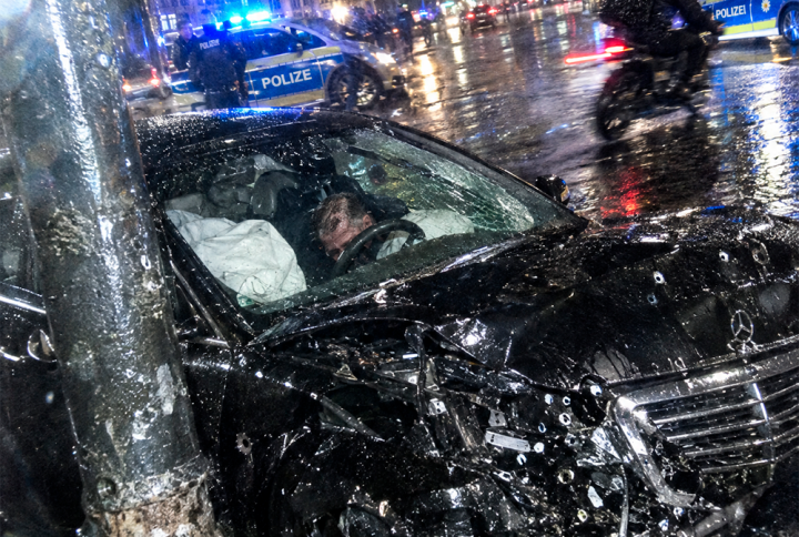 Nach schwerem Verkehrsunfall: Warum ein modernes Auto über Leben und Tod entscheiden kann
